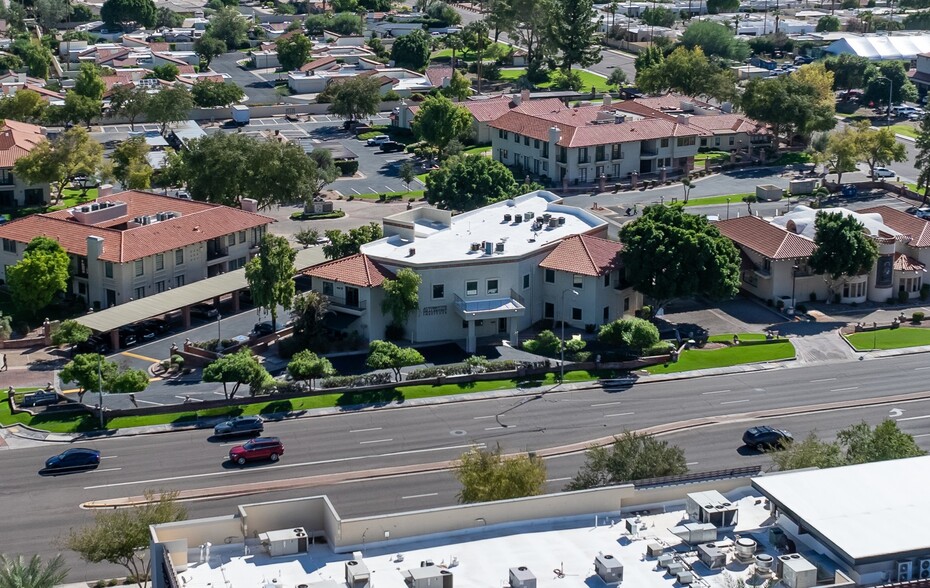 6613 N Scottsdale Rd, Scottsdale, AZ for sale - Building Photo - Image 1 of 9