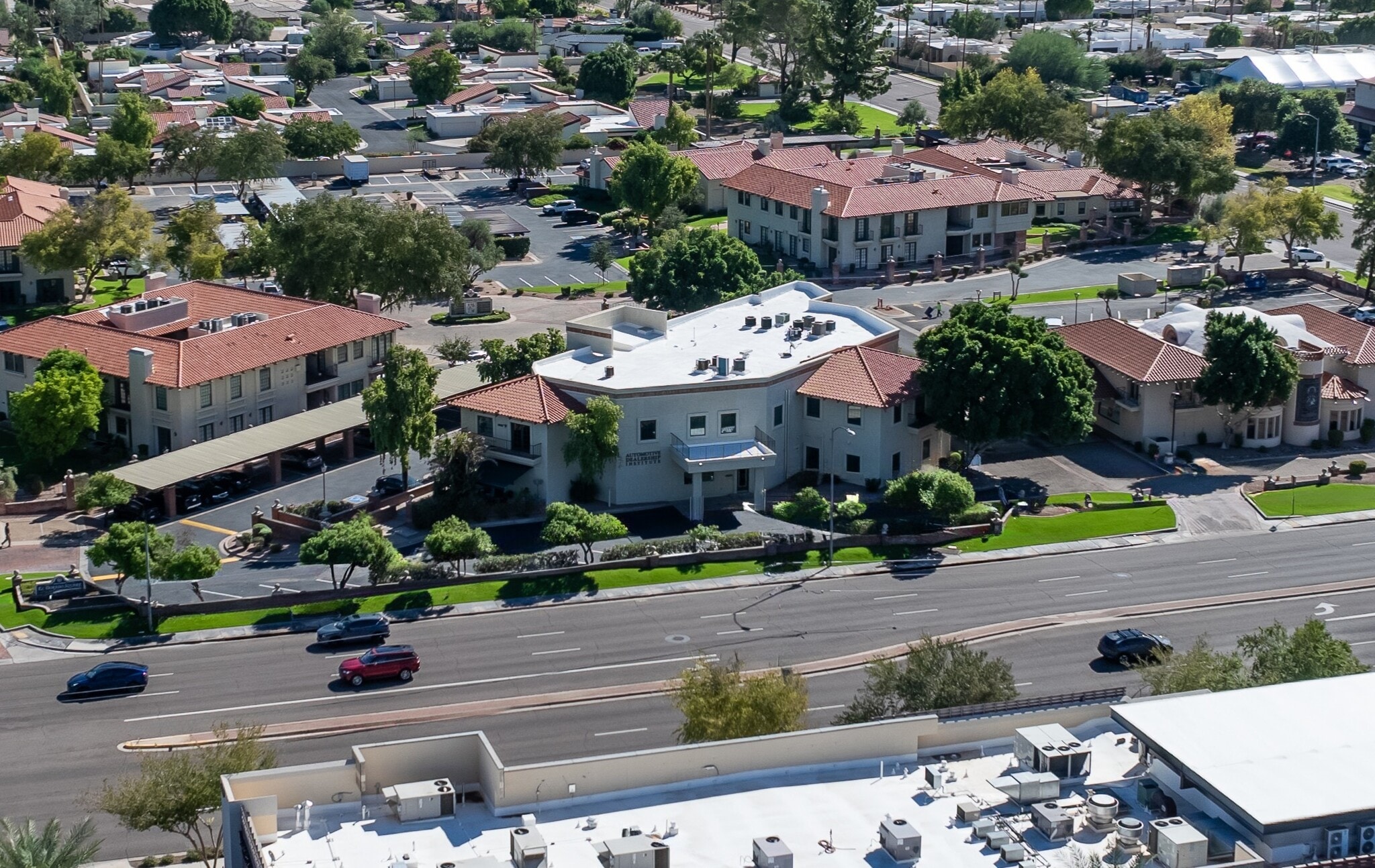 6613 N Scottsdale Rd, Scottsdale, AZ for sale Building Photo- Image 1 of 10