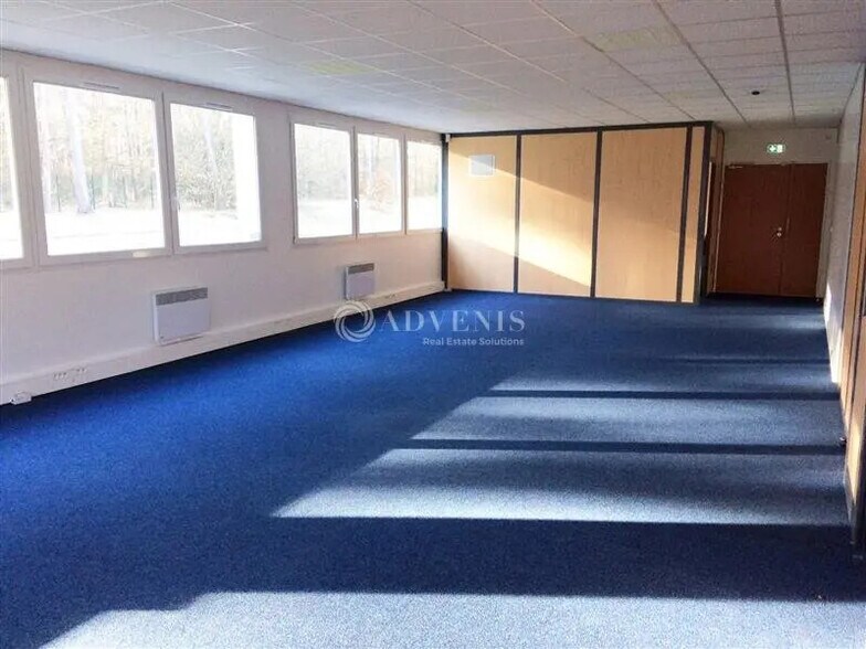 Office in Vendôme for lease - Interior Photo - Image 2 of 5
