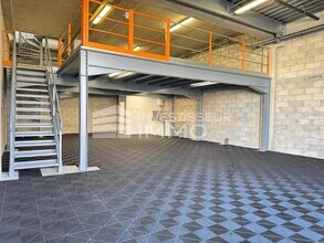 Flex in Serris for lease Interior Photo- Image 1 of 9