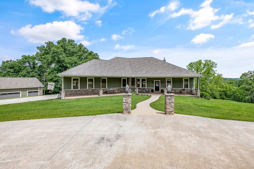 17530 Ellis Crossing Rd, Garfield, AR for sale - Building Photo - Image 2 of 90