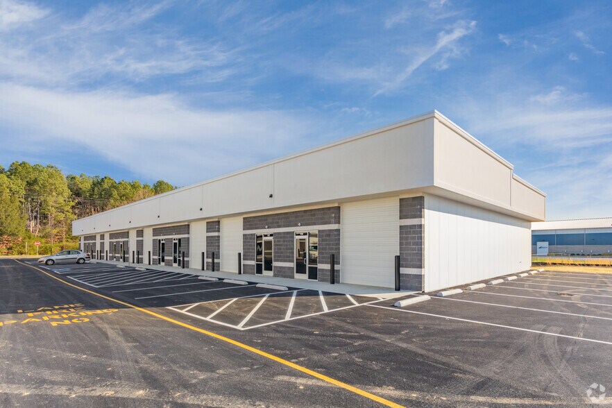 8169 Pine Ridge Rd, Mechanicsville, VA for sale - Building Photo - Image 1 of 12