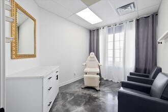 204 S Durbin St, Casper, WY for lease Interior Photo- Image 2 of 13