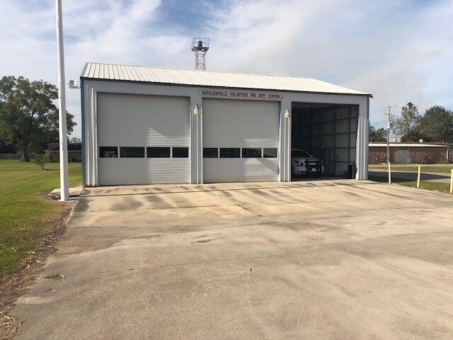 276 Napoleon Ave, Napoleonville, LA for sale - Primary Photo - Image 1 of 1