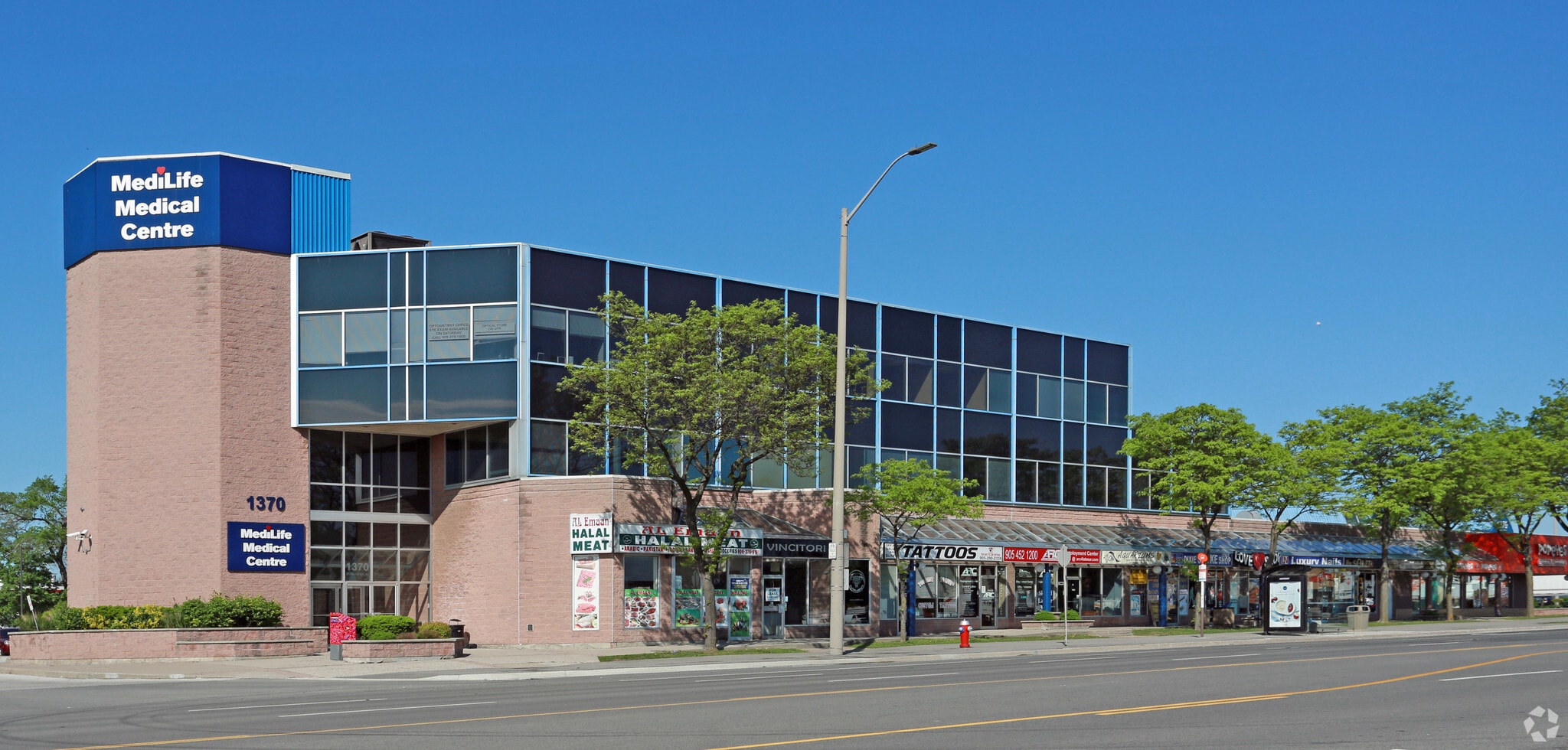 1370 Dundas St E, Mississauga, ON L4Y 4G4 Retail for Lease