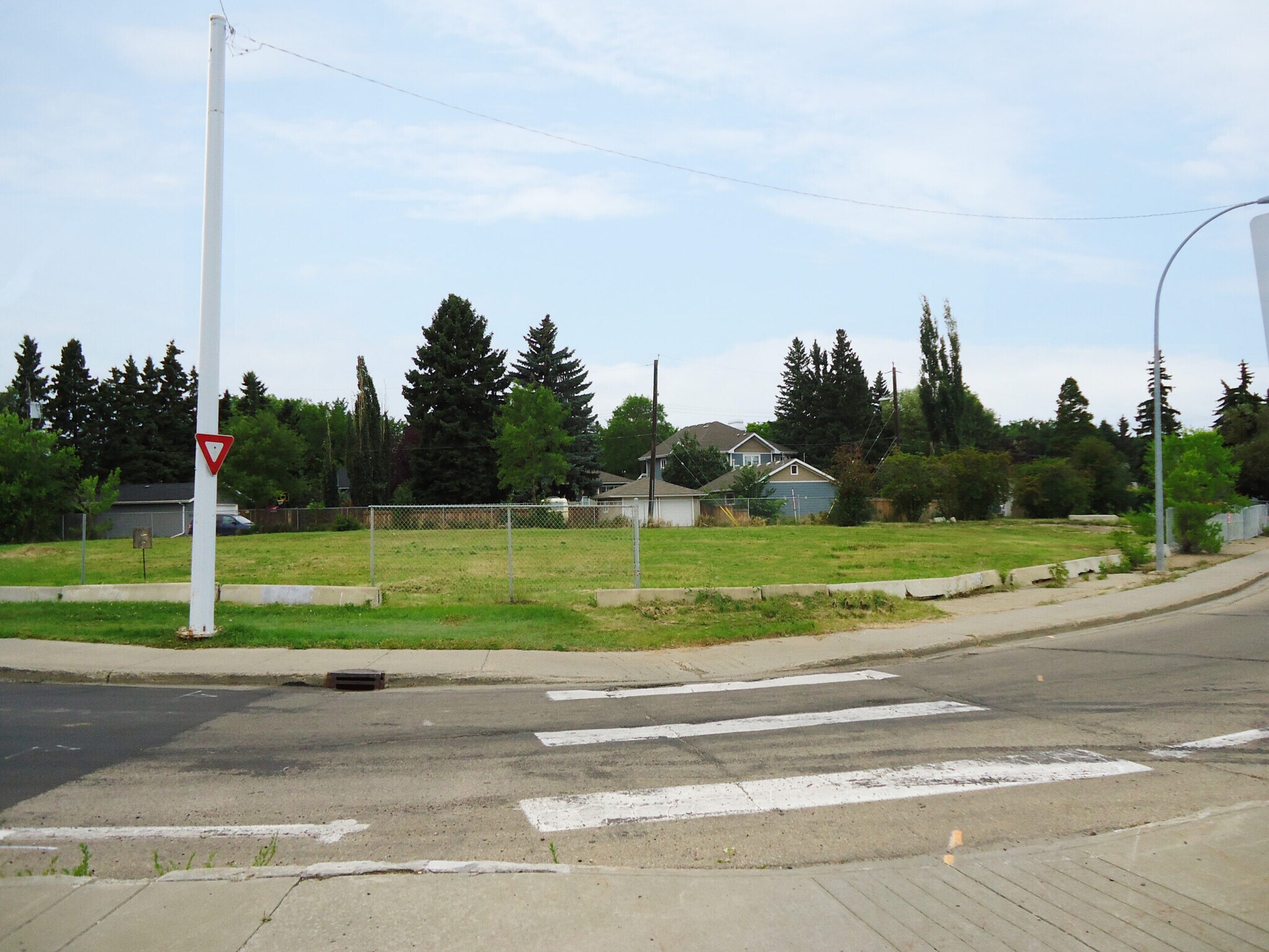 10704 Groat Rd NW, Edmonton, AB for sale Building Photo- Image 1 of 1