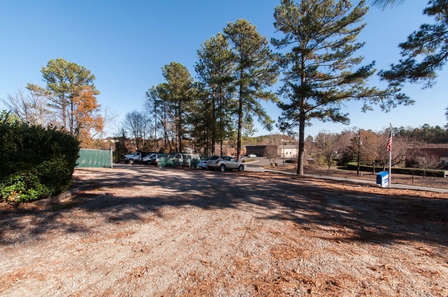 2701 Rowland Rd, Raleigh, NC for lease - Building Photo - Image 3 of 28
