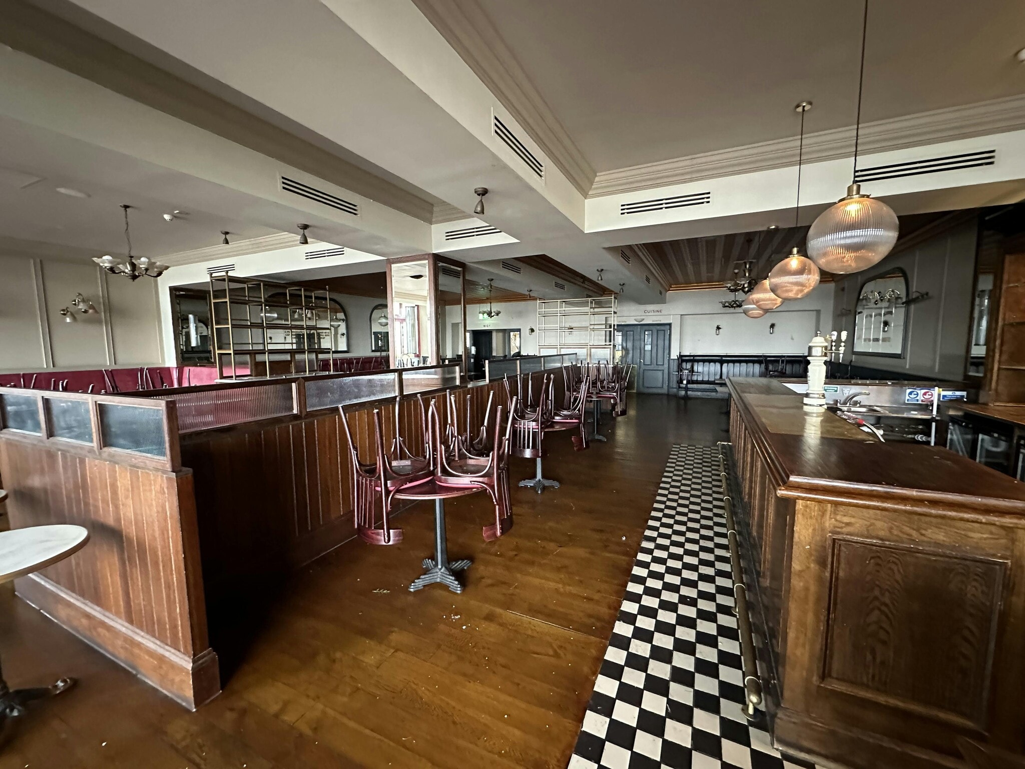 6 Waterfront, Brighton for lease Interior Photo- Image 1 of 3