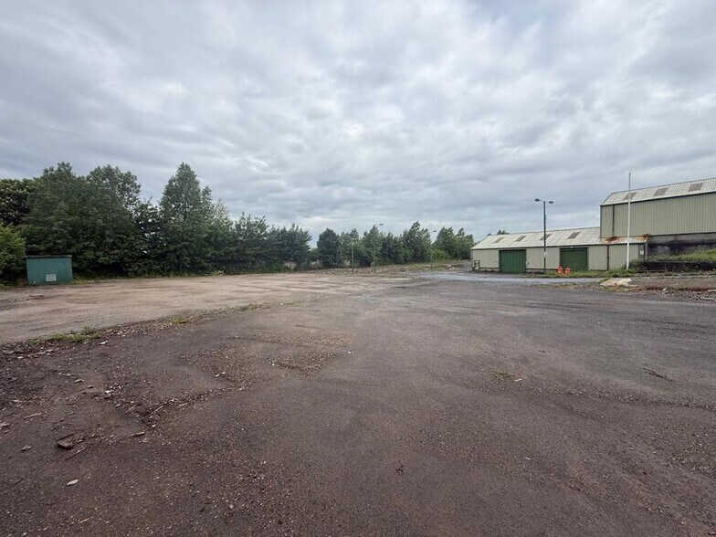 Ash Rd, Manchester for lease - Building Photo - Image 3 of 26