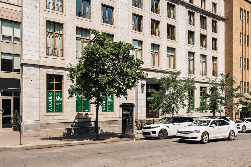 1200 Boul De Maisonneuve O, Montréal, QC for sale - Building Photo - Image 2 of 5