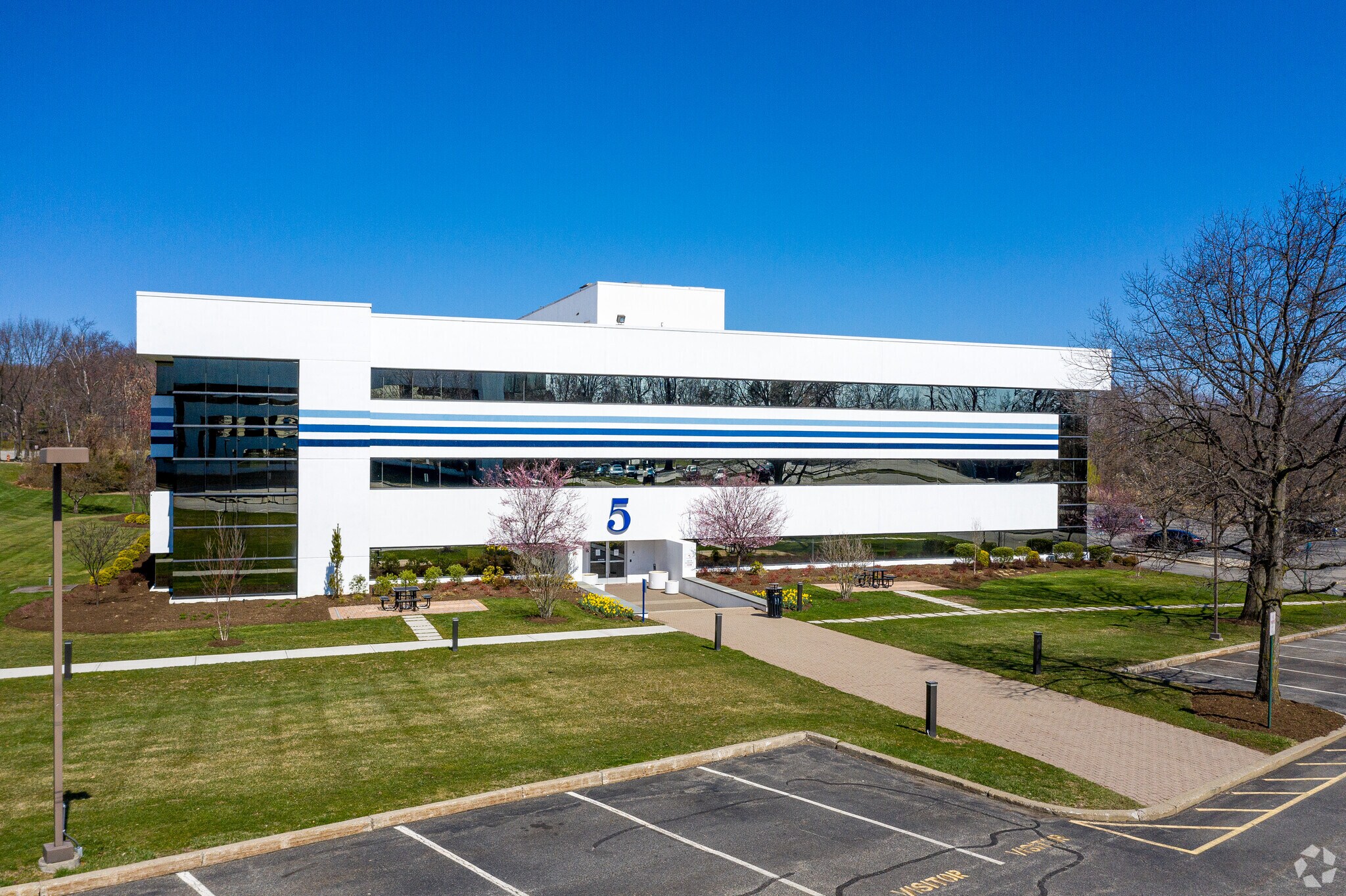 4 Century Dr, Parsippany, NJ 07054 Century Campus