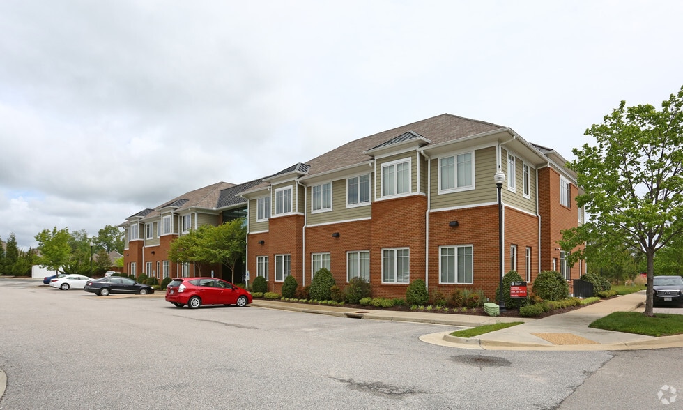 9461 Amberdale Dr Richmond Va 23236 Loopnet Com