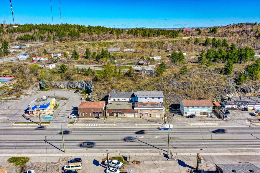 1252, 1258-1264 & 1276 Kingsway, Sudbury portfolio of 3 properties for sale on LoopNet.com - Building Photo - Image 1 of 71