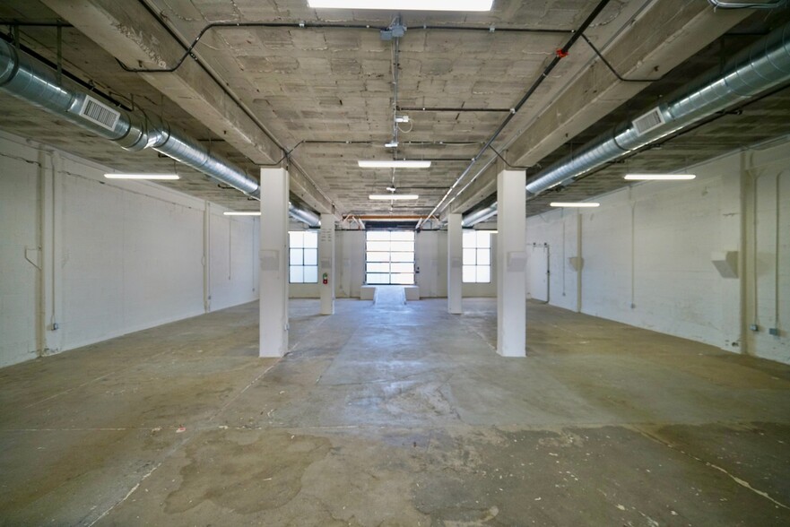 1355 Palmetto St, Los Angeles, CA for lease - Interior Photo - Image 2 of 21