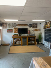 902-908 E Main St, League City, TX for lease Interior Photo- Image 2 of 6