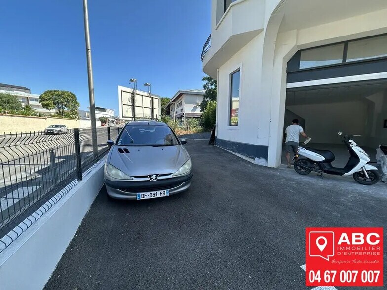 Retail in Béziers for lease - Building Photo - Image 3 of 10