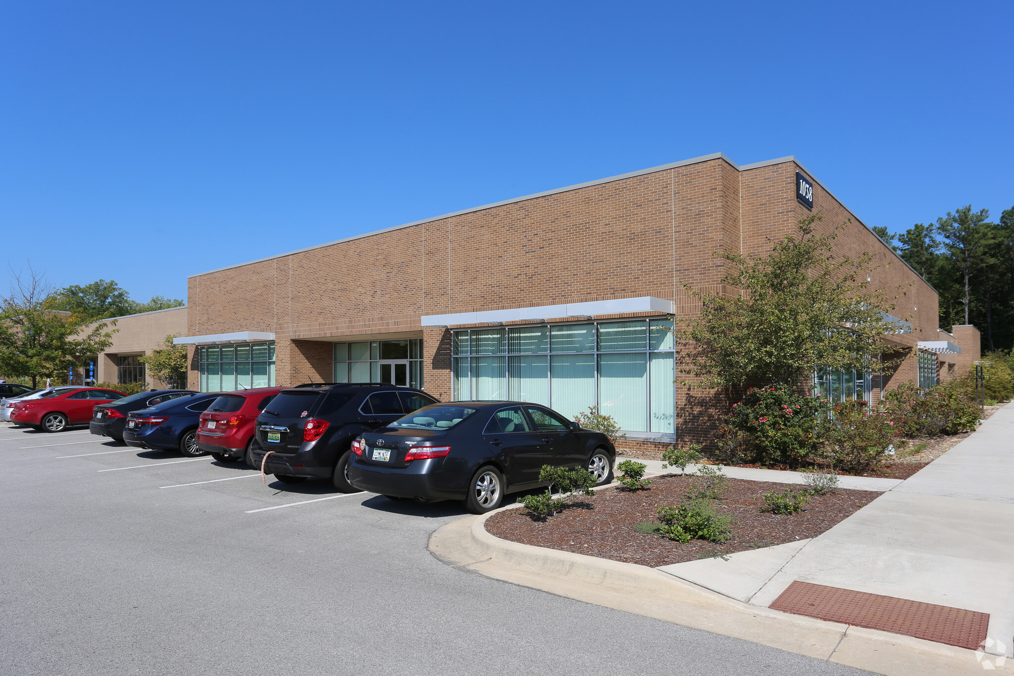 1038-1040 Research Blvd, Madison, AL for lease Building Photo- Image 1 of 10