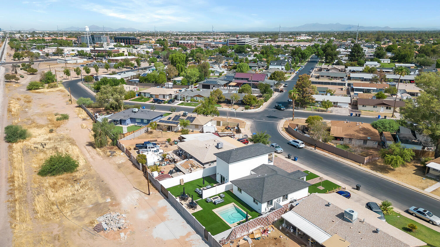 92 N Palm St, Gilbert, AZ 85234 Short Term Rental Duplex downtown