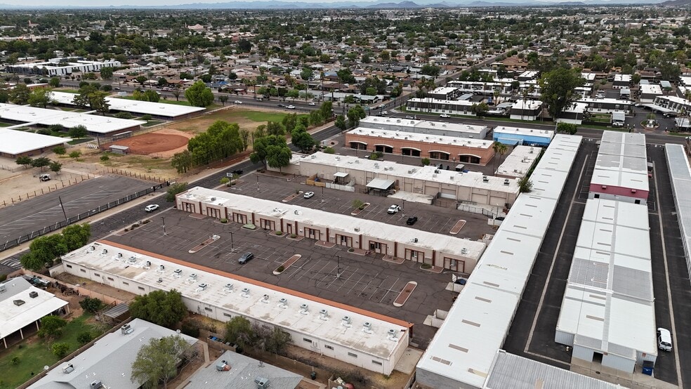 6801-6857 N 21st Ave, Phoenix, AZ for lease - Building Photo - Image 3 of 3