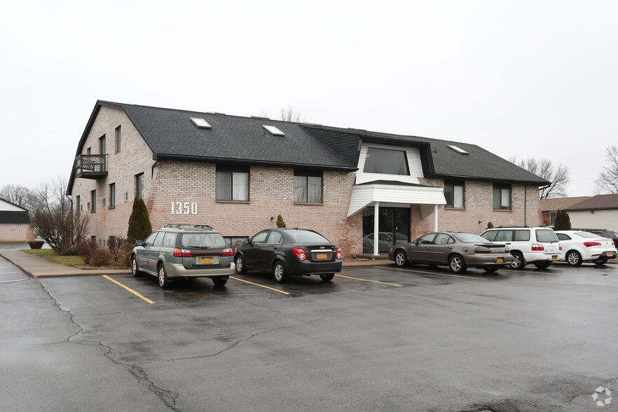 1350 Buffalo Rd, Rochester, NY for sale - Primary Photo - Image 1 of 1