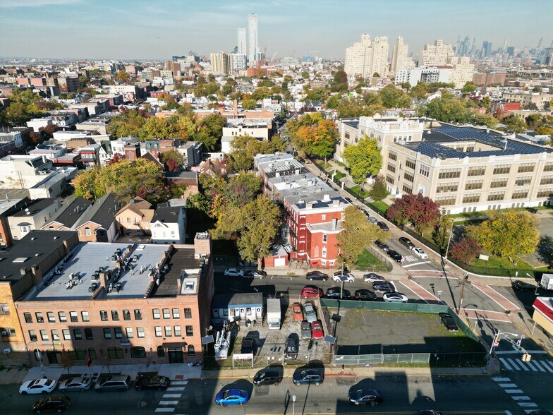 560566 Communipaw Avenue Ave, Jersey City, NJ 07304