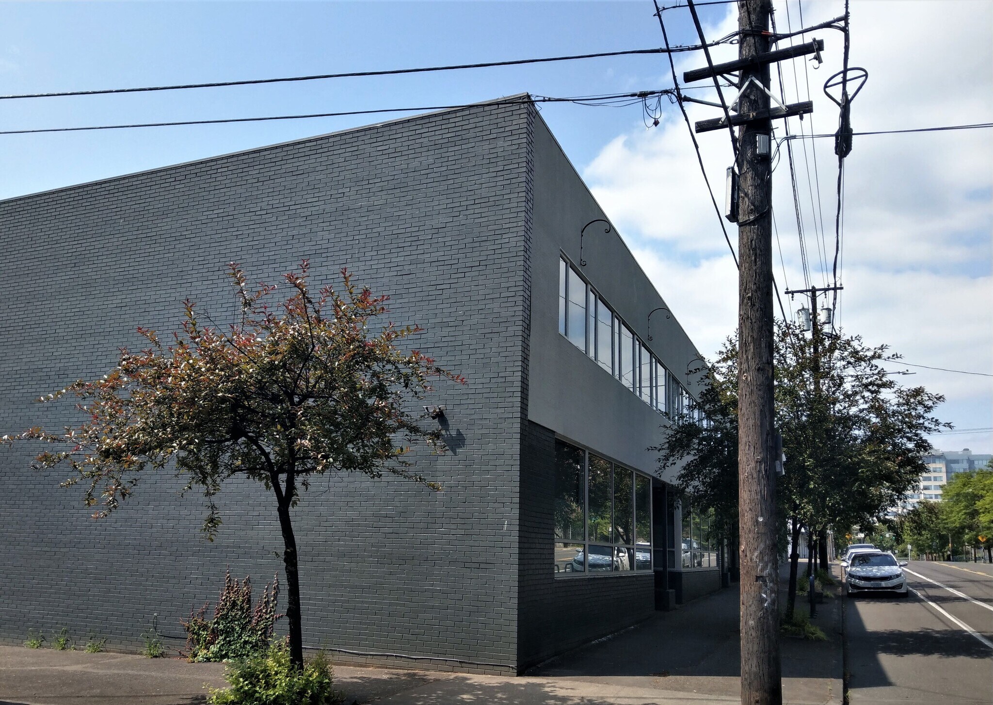 407-411 NE 12th Ave, Portland, OR for sale Building Photo- Image 1 of 1