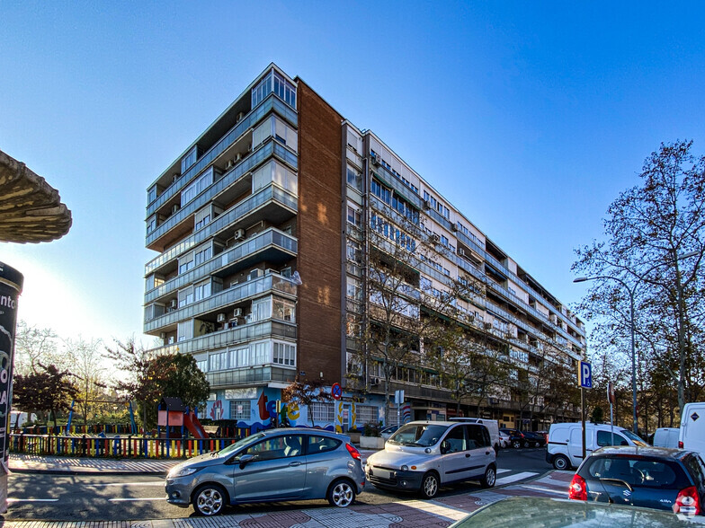 Calle Puentedeume, 6, Alcorcón, Madrid for sale - Primary Photo - Image 2 of 2