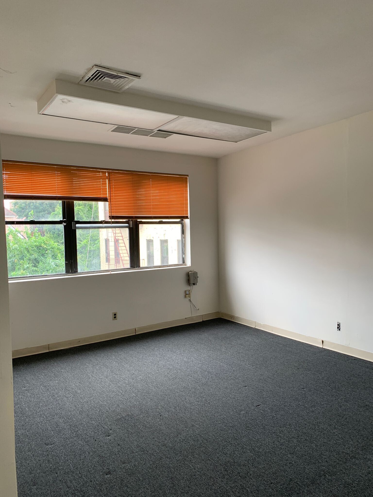 16918 Jamaica Ave, Jamaica, NY for sale Building Photo- Image 1 of 1