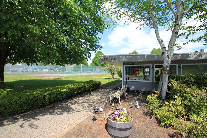 102 Post Rd, Wells, ME for sale - Building Photo - Image 1 of 1