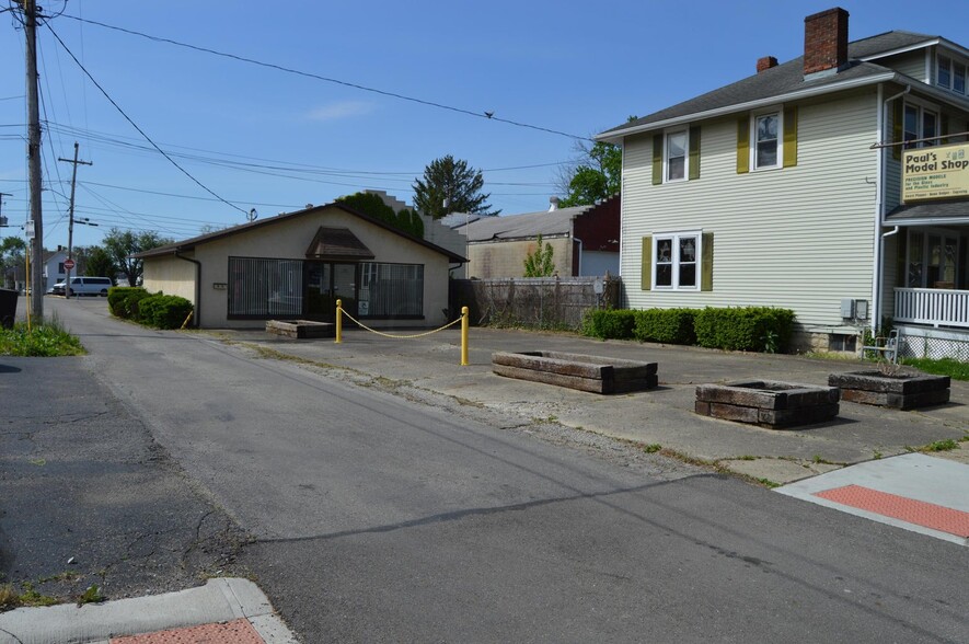 120 W 6th Ave, Lancaster, OH for sale - Primary Photo - Image 1 of 1