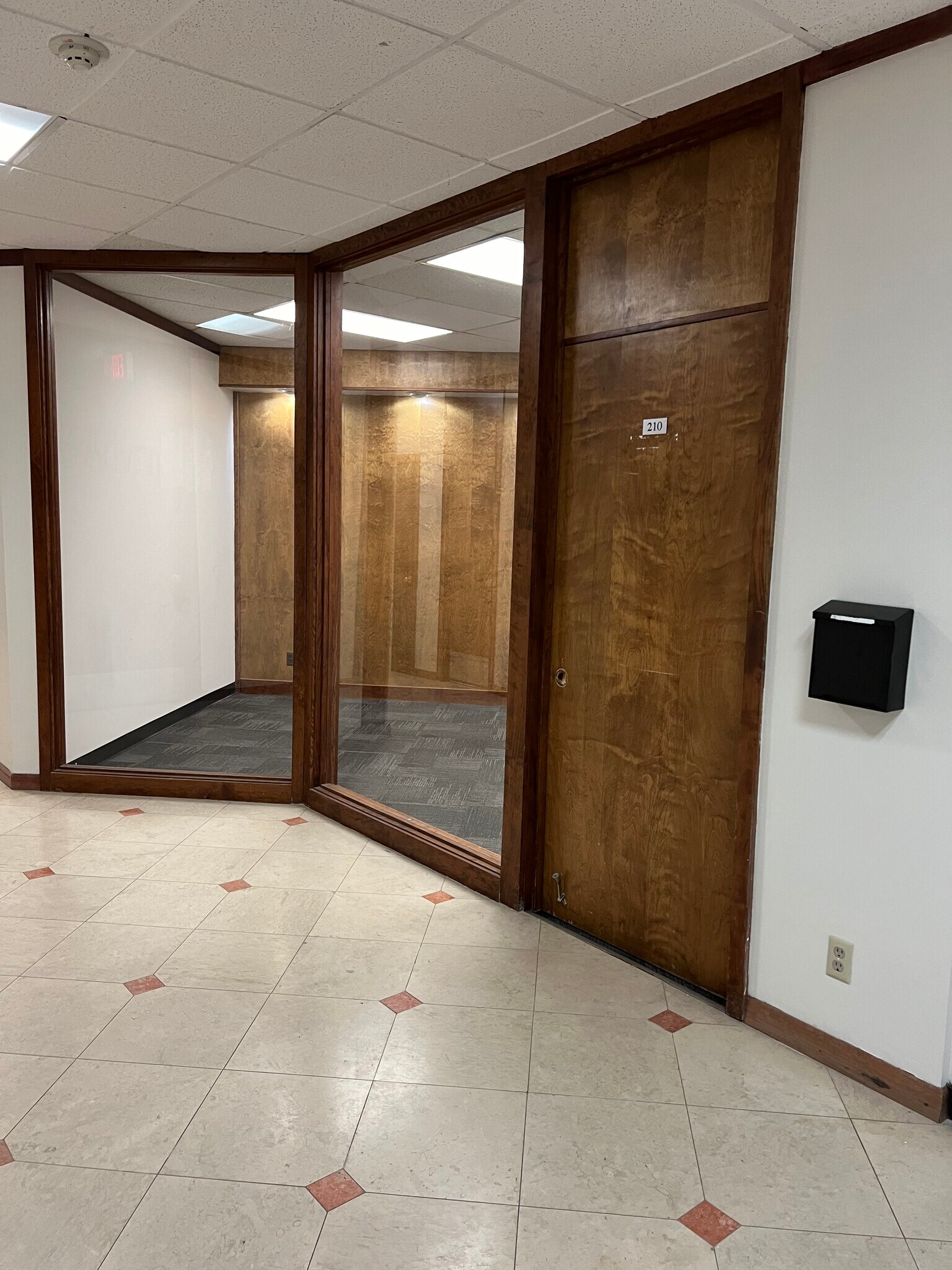 499 S Warren St, Syracuse, NY for lease Interior Photo- Image 1 of 5