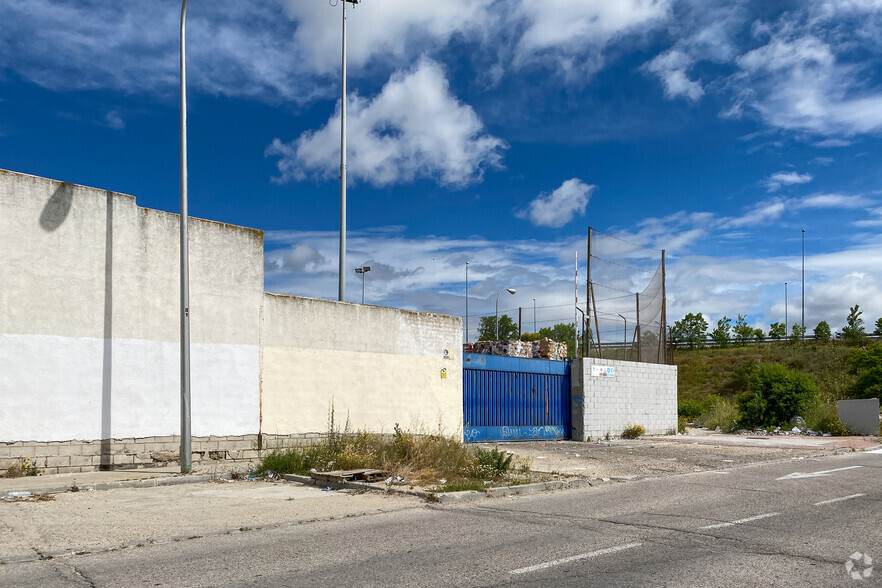 Industrial in Madrid, MAD for sale - Building Photo - Image 2 of 2