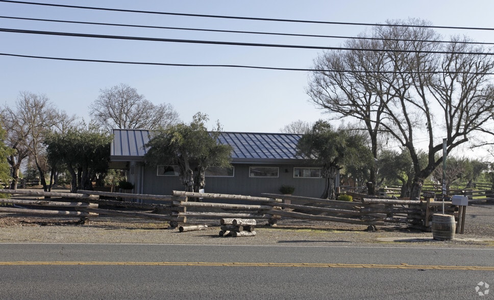 24120 Arnold Dr, Sonoma, CA for sale - Building Photo - Image 2 of 21