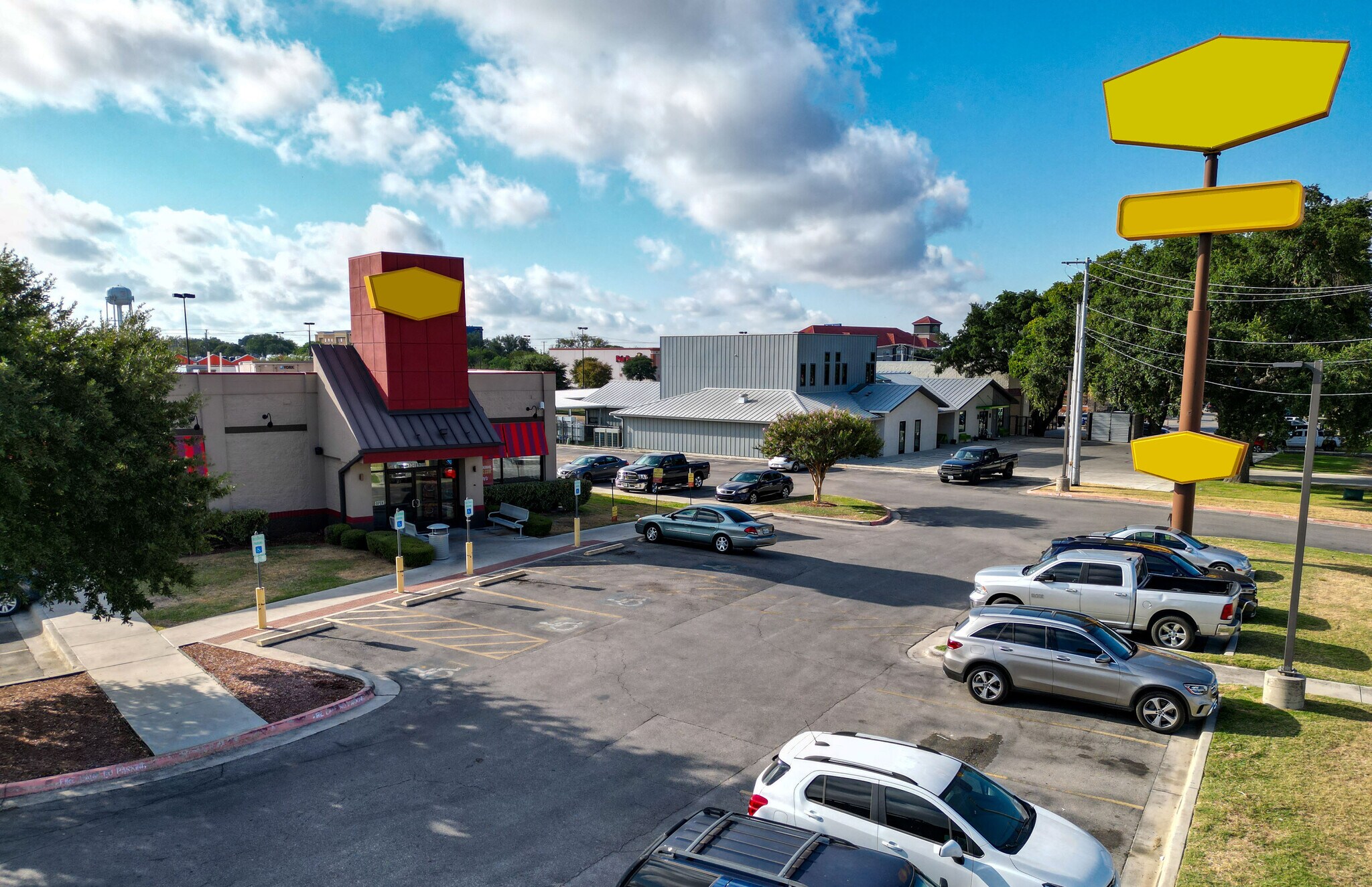 1348 N I-35, New Braunfels, TX for sale Building Photo- Image 1 of 1