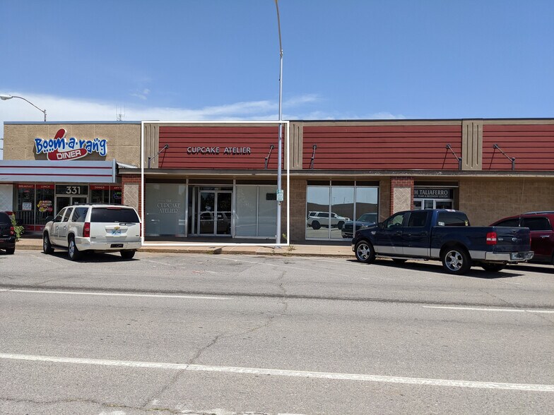 Portfolio of 4 portfolio of 4 properties for sale on LoopNet.com - Primary Photo - Image 2 of 2