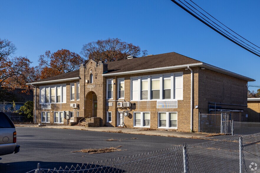 259 S New York Rd, Galloway, NJ 08205