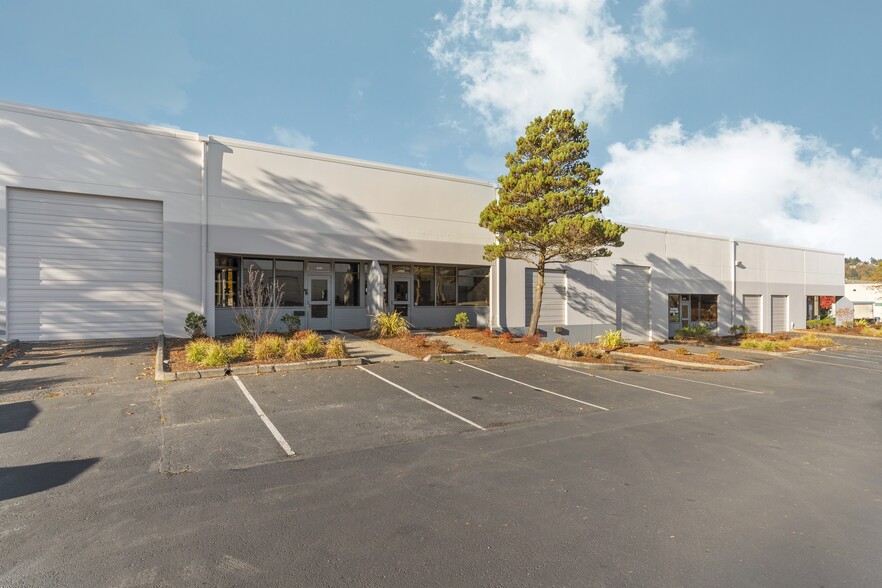 4487-4497 S 134th Plz, Tukwila, WA for lease - Building Photo - Image 2 of 28