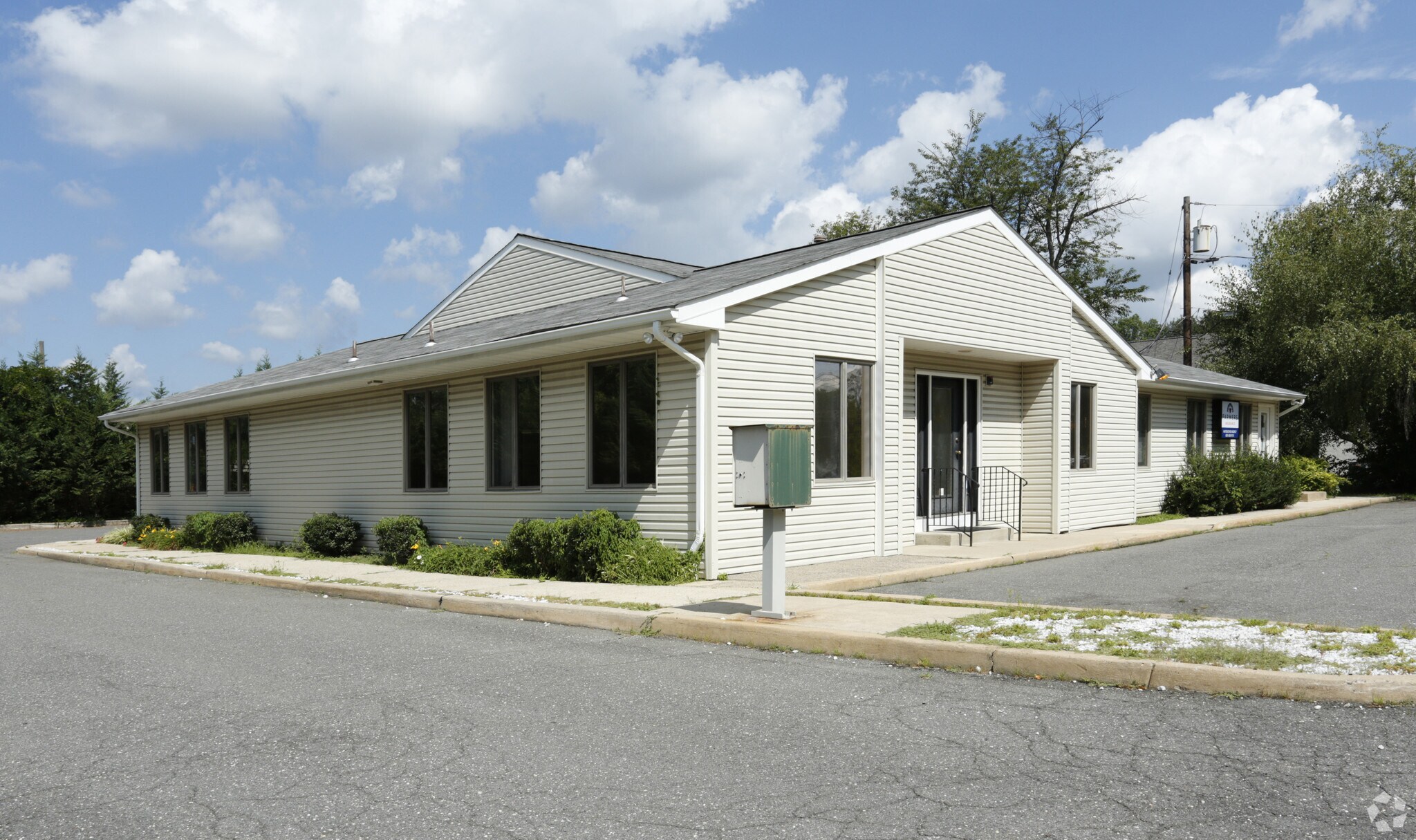 3560 Quakerbridge Rd, Hamilton, NJ for sale Primary Photo- Image 1 of 7