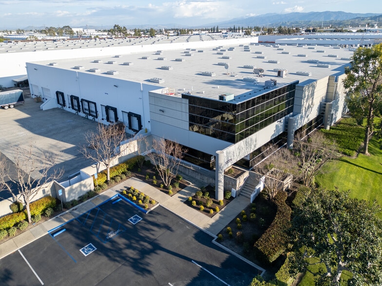 13771-13825 Norton Ave, Chino, CA for lease - Building Photo - Image 3 of 6