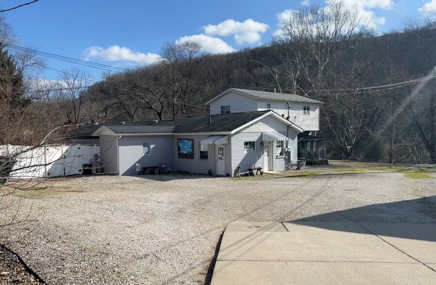 51 Happy Hounds Dr, Charleston, WV for sale - Building Photo - Image 3 of 7