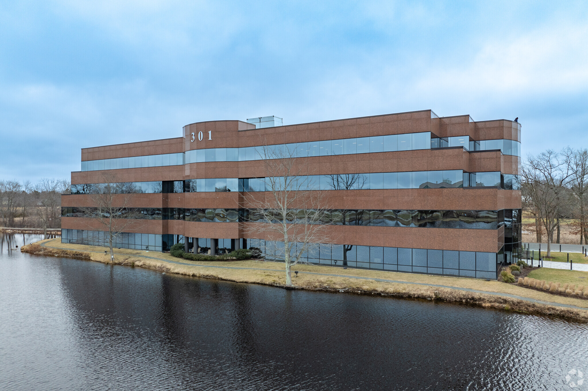 301 Edgewater Pl, Wakefield, MA for lease Primary Photo- Image 1 of 5