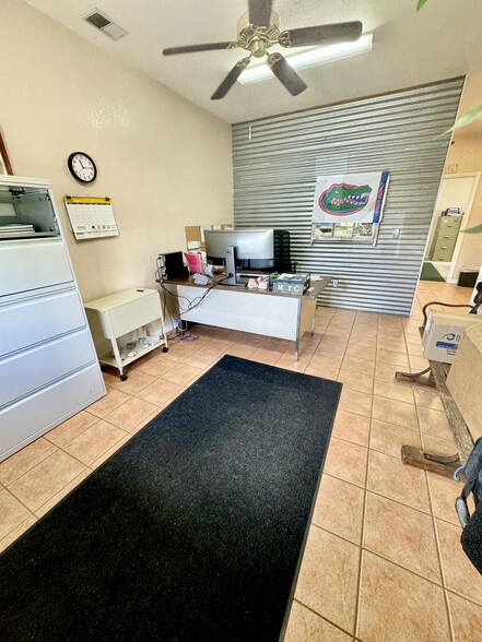 1525 White Dr, Titusville, FL for lease - Interior Photo - Image 2 of 22