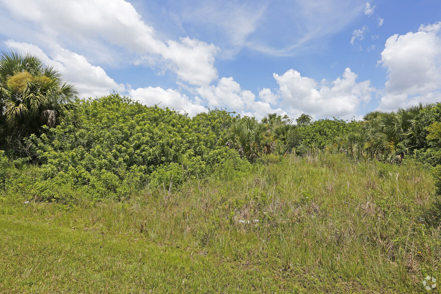 12500 N Access Rd, Port Charlotte, FL for sale - Primary Photo - Image 1 of 1