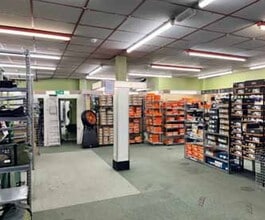 15-17 Market St, Eastleigh for lease Interior Photo- Image 2 of 2