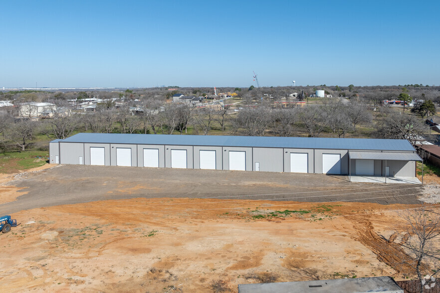 12308 Rendon Rd, Burleson, TX for lease - Primary Photo - Image 1 of 36