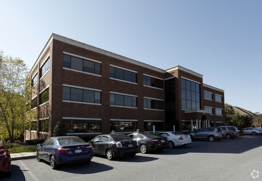 2805 Old Post Rd, Harrisburg, PA 17110