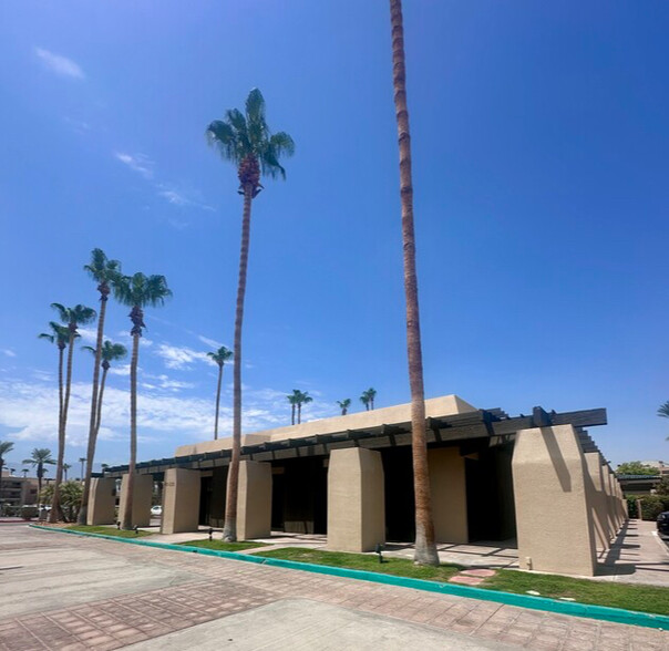 45110 Club Dr, Indian Wells, CA for lease - Building Photo - Image 1 of 11