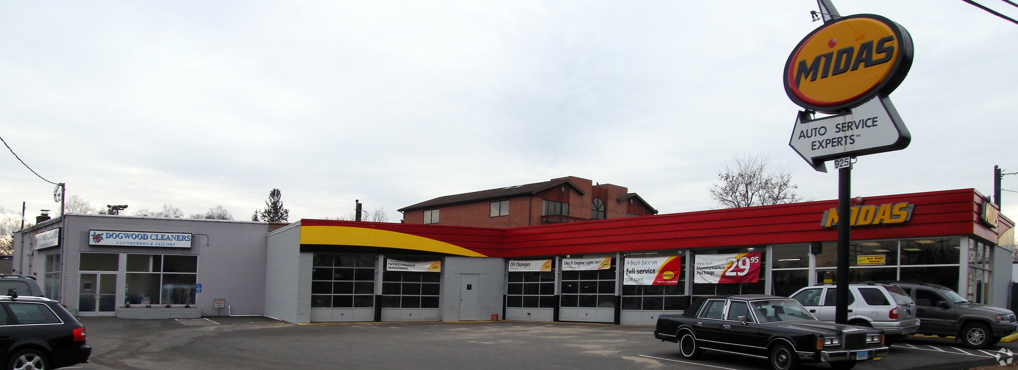 925 Post Rd, Fairfield, CT for sale Primary Photo- Image 1 of 1