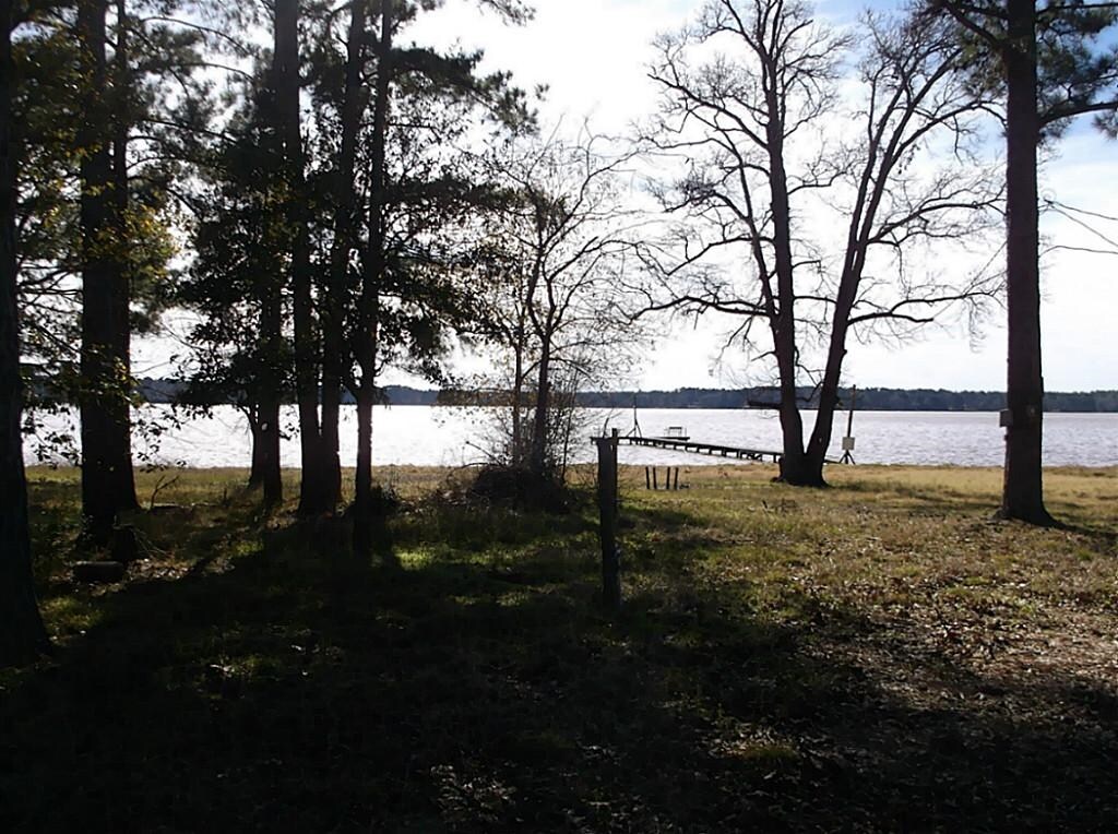 2500 Barrett's Landing Rd, Trinity, TX for sale Primary Photo- Image 1 of 1