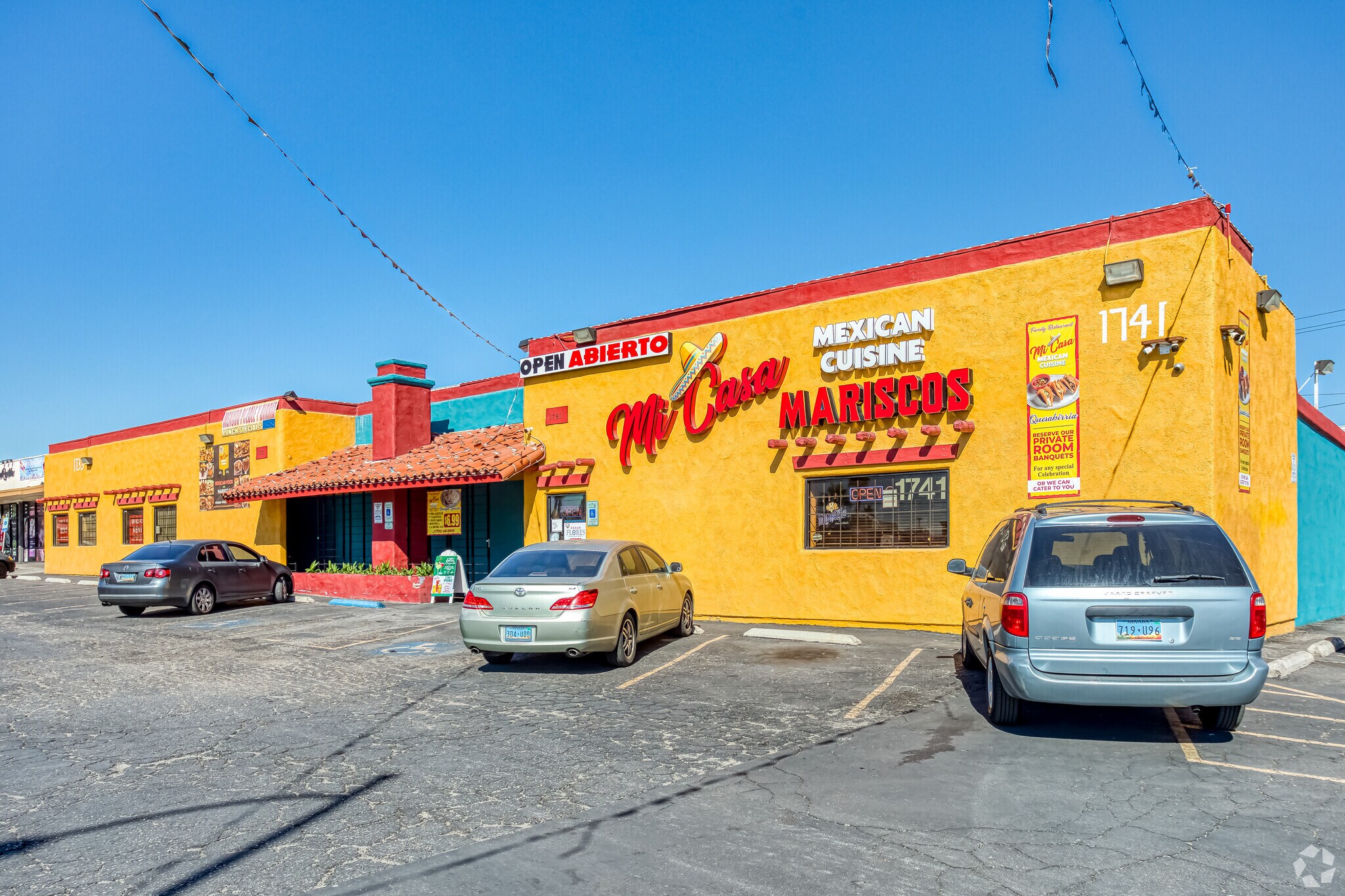 1733-1741 E Charleston Blvd, Las Vegas, NV for sale Primary Photo- Image 1 of 1